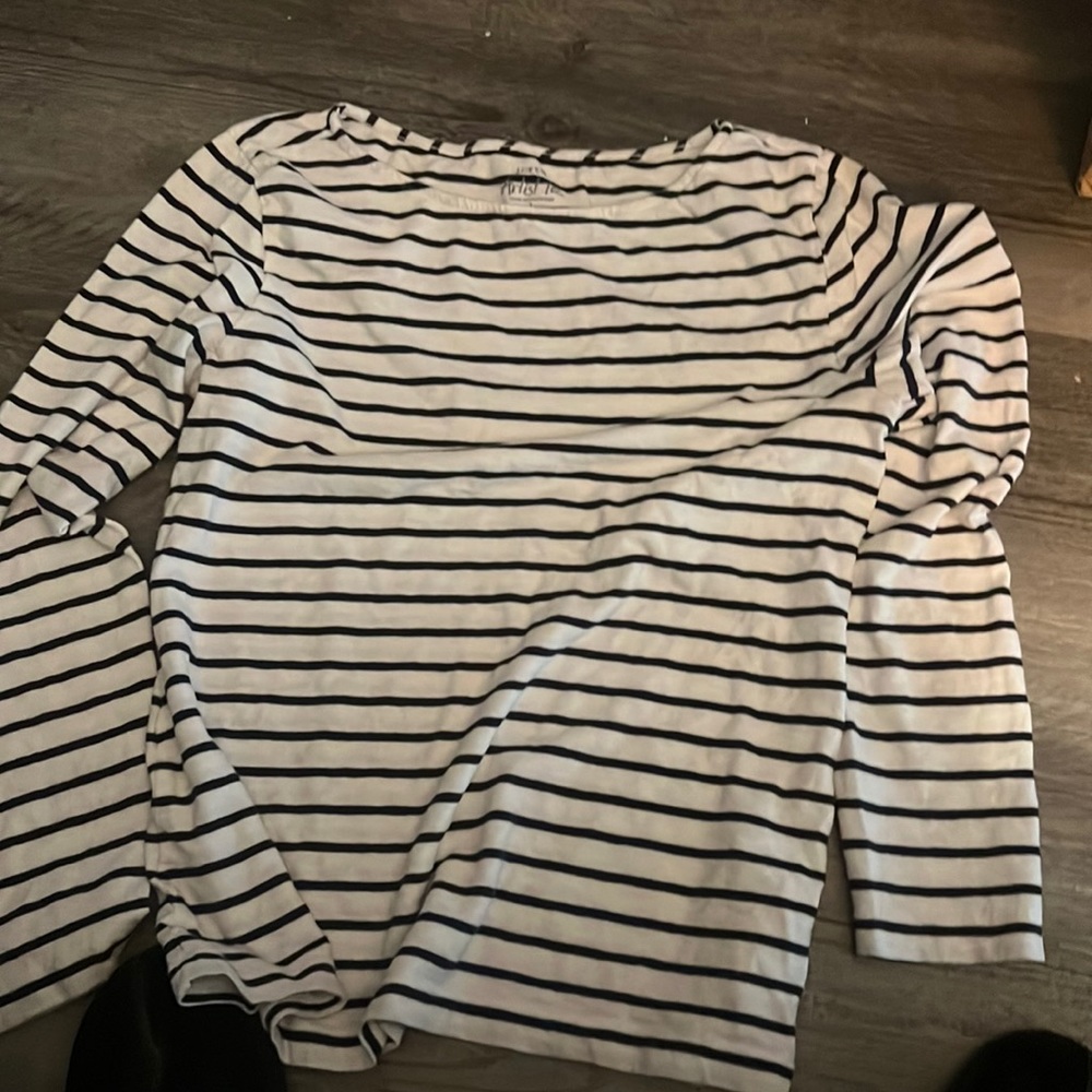 Never worn! Wms J. Crew Artist Tee SZ L
